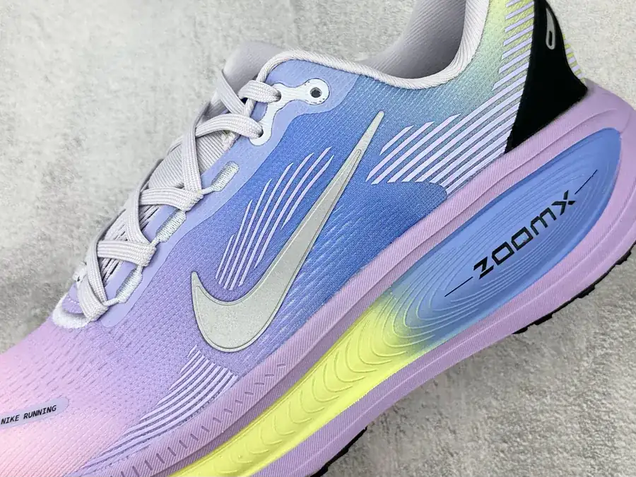 Nike Vomero 18 Purple