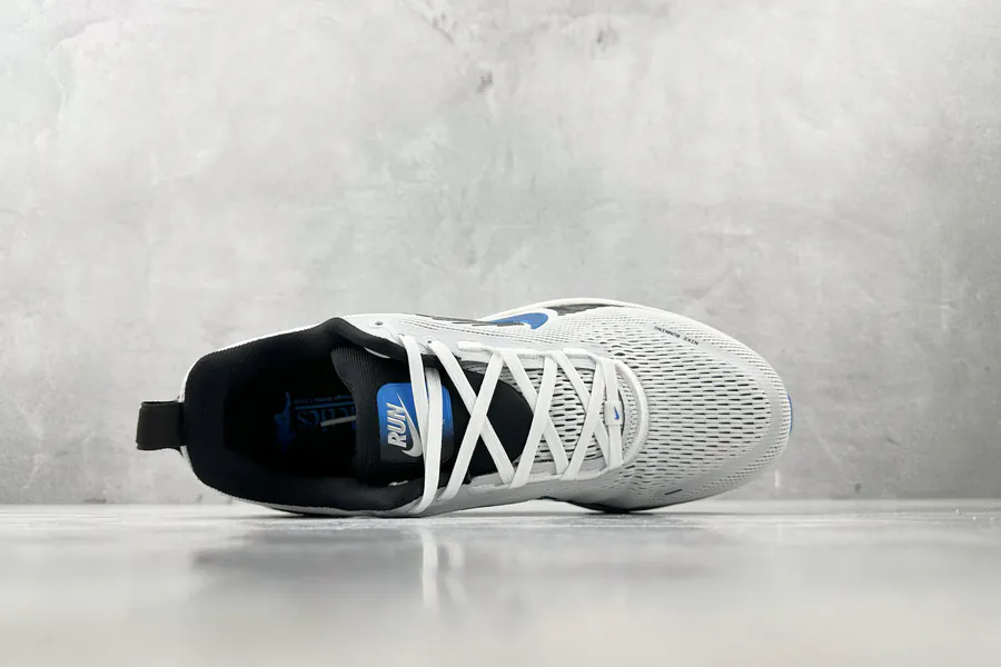 Nike Vomero 18 Exclusive Original