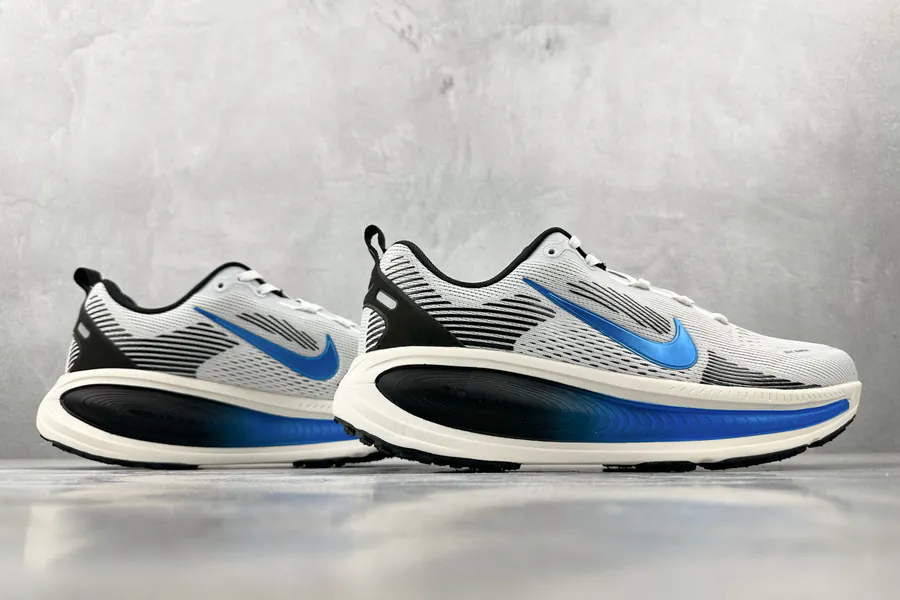 Nike Vomero 18 Exclusive Original