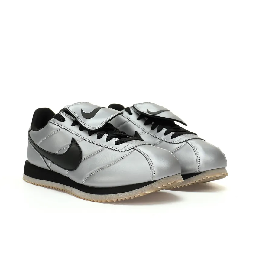 Wmns Cortez Low SE Vintage Style Running Shoe