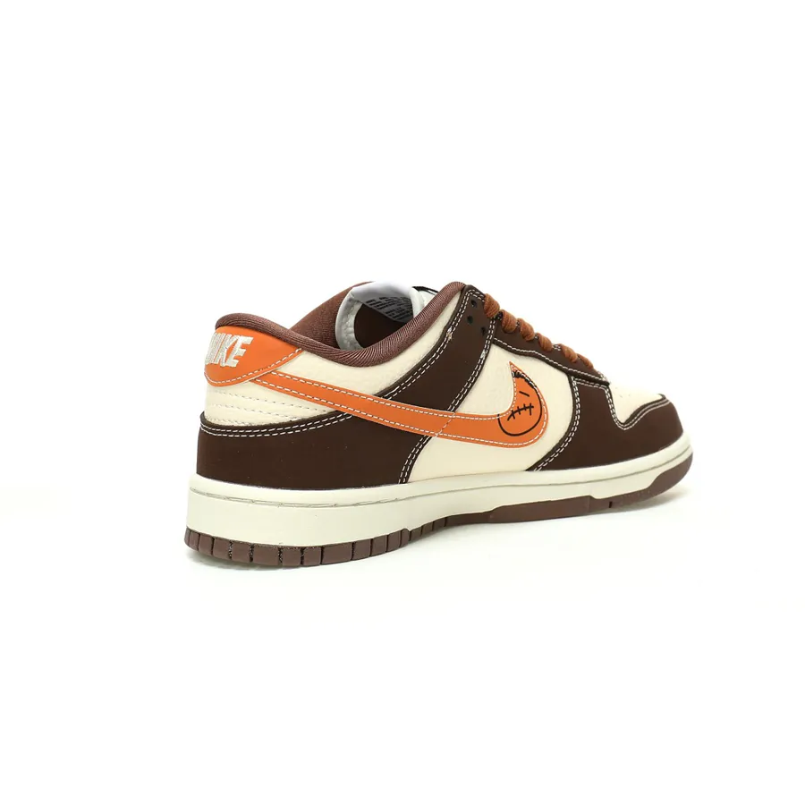 Travis Scott x Nike By You SB Dunk Low Retro SP Customized Sneaker
