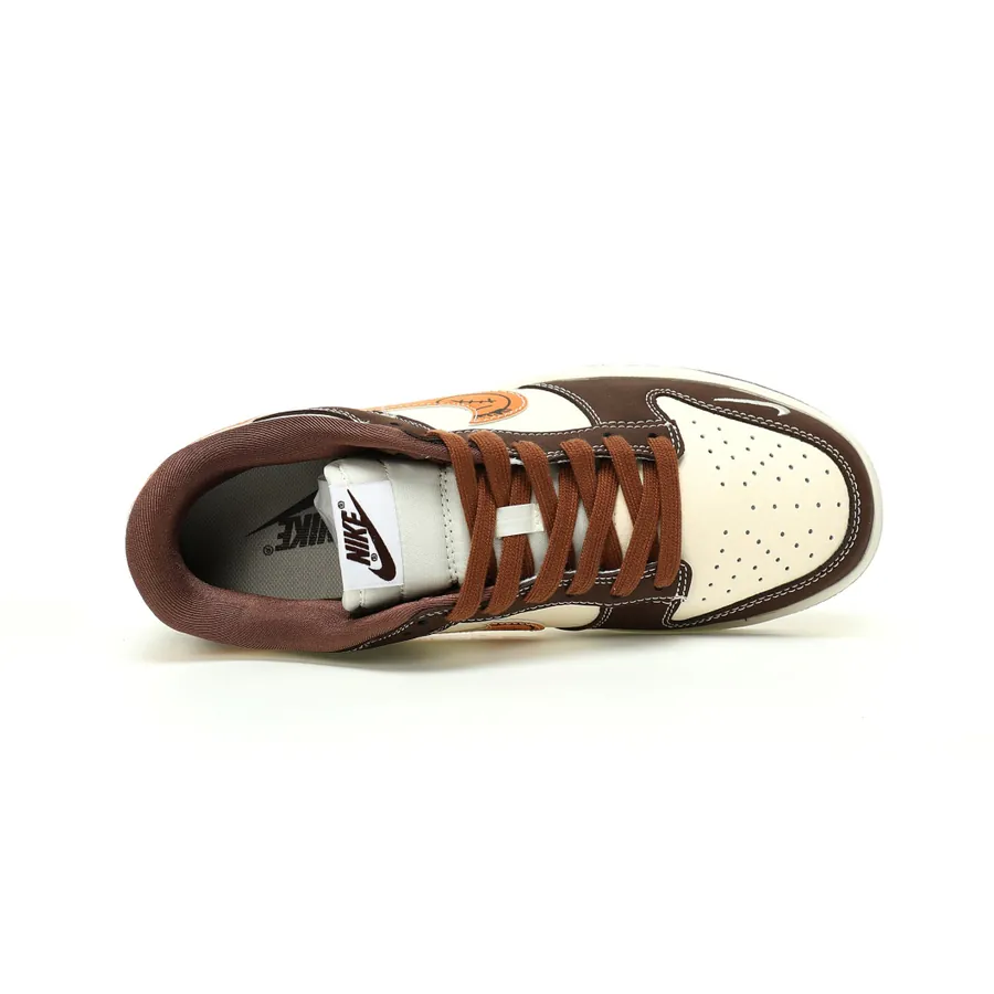 Travis Scott x Nike By You SB Dunk Low Retro SP Customized Sneaker
