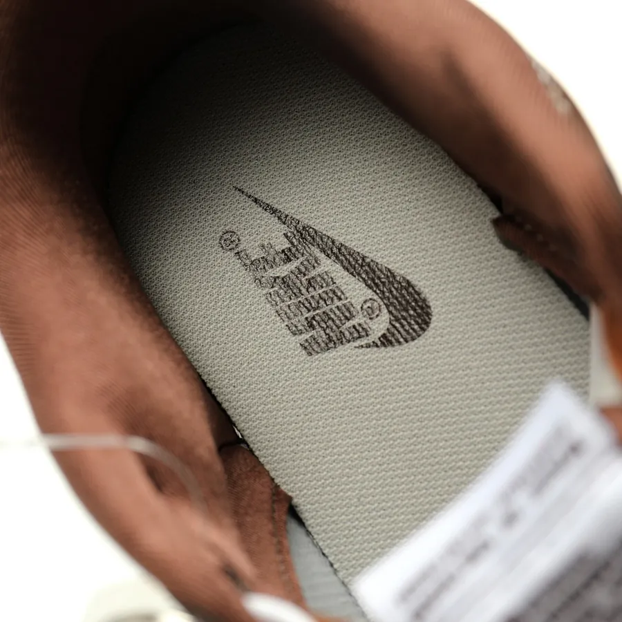 Travis Scott x Nike By You SB Dunk Low Retro SP Customized Sneaker
