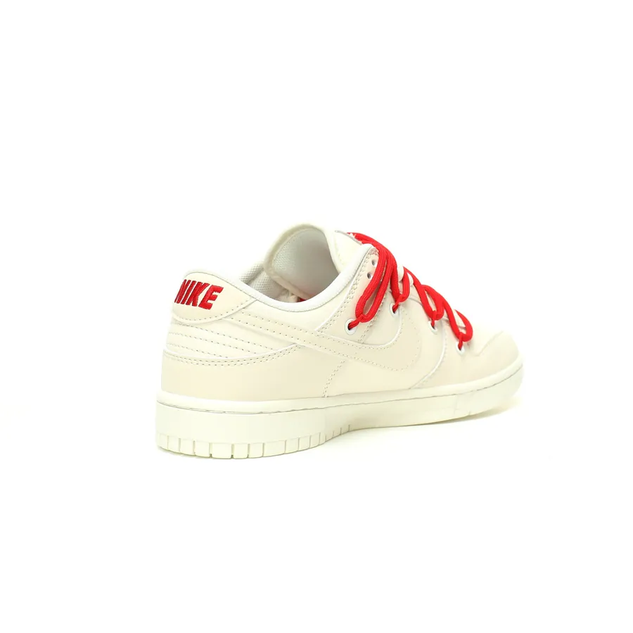Supreme x Nike SB Dunk Low Retro SP Supreme Edition