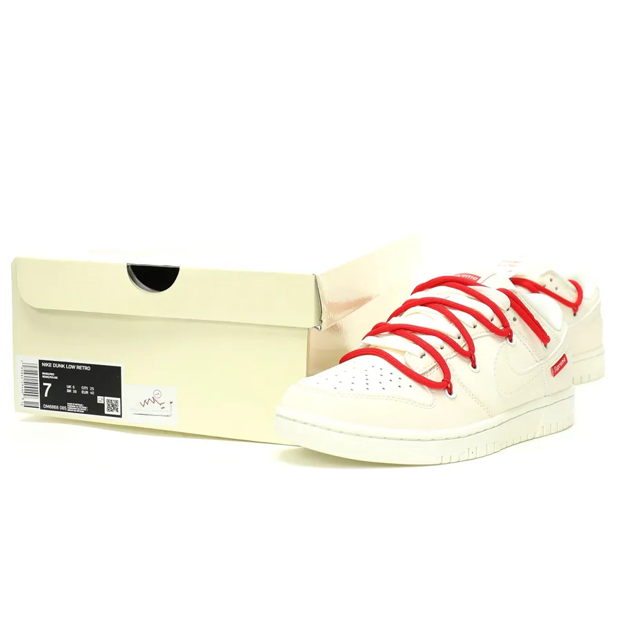 Supreme x Nike SB Dunk Low Retro SP Supreme Edition