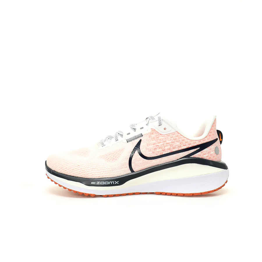 Nike Vomero 17 Lightweight Cushioned Running Shoes