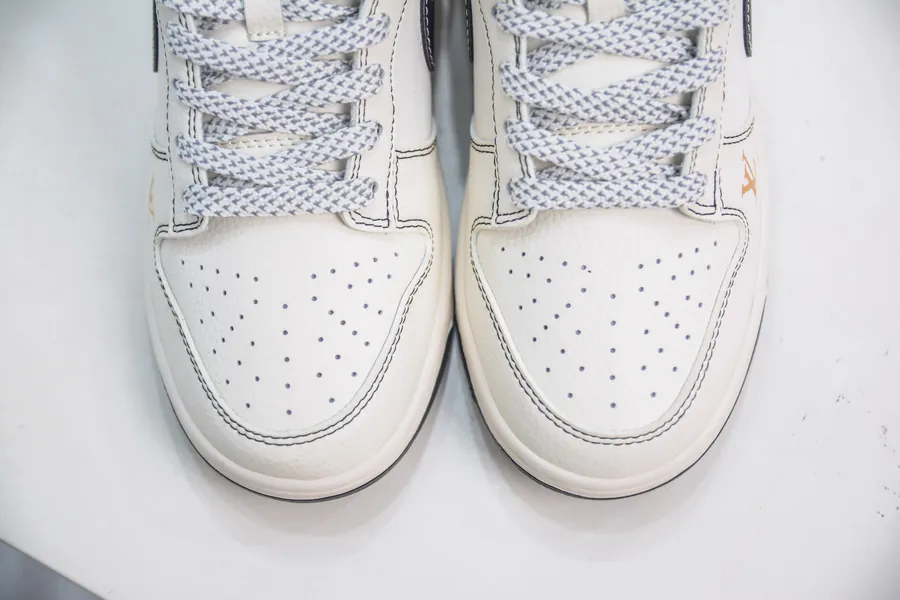 Air x Louis Vuitton Collaboration White, Black, Gold Label Basketball Shoes