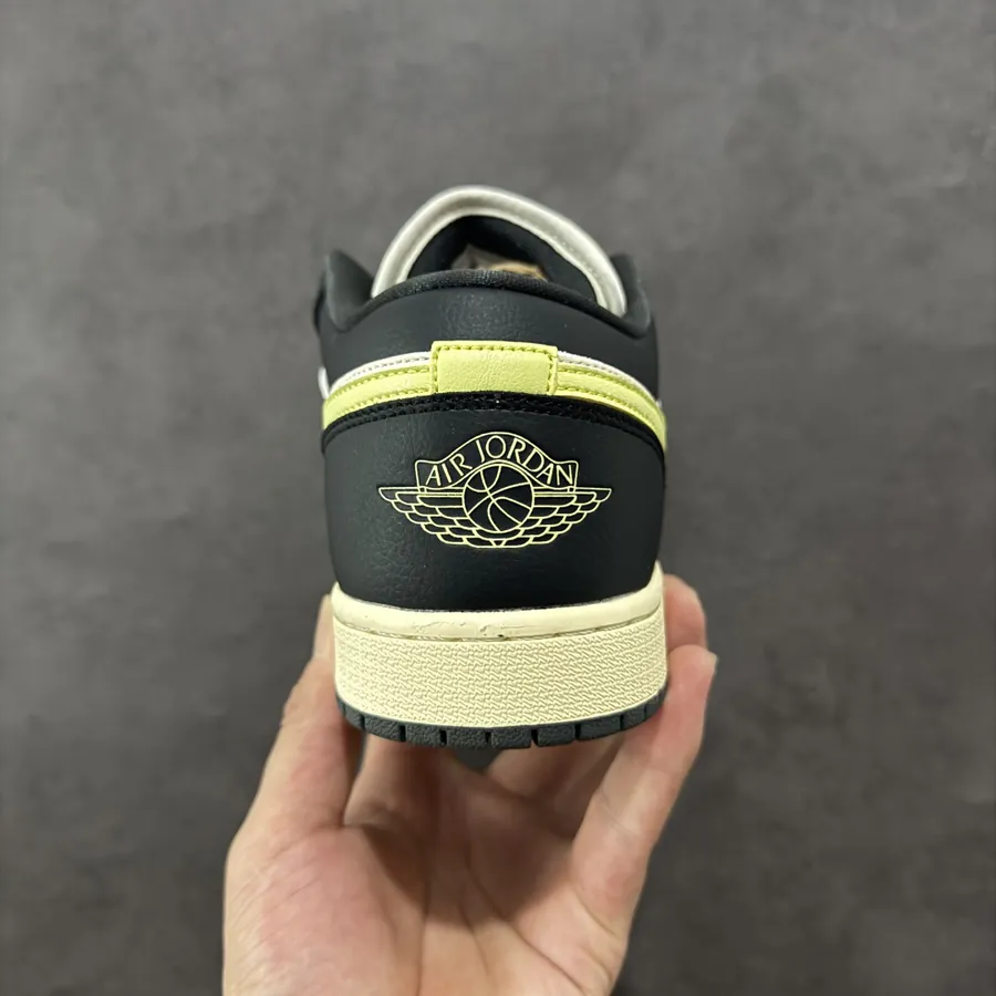 Air Jordan AJ1 Low Original Version Black, White, Green
