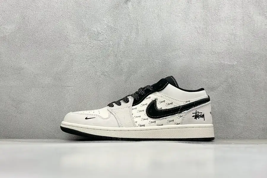 Air Jordan 1 Retro Low x Stussy Mid Black Swoosh