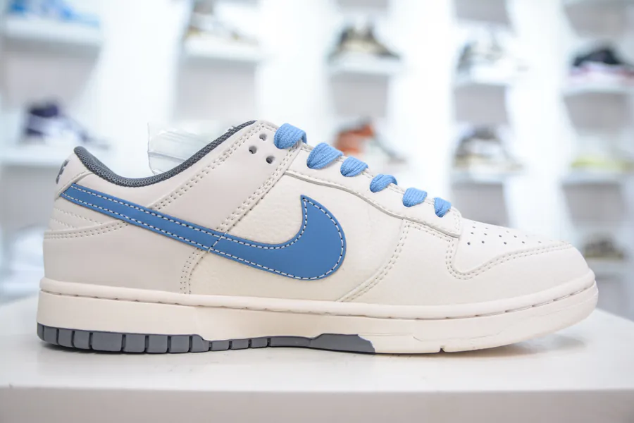 SB Dunk Low x Louis Vuitton Collaboration White Blue