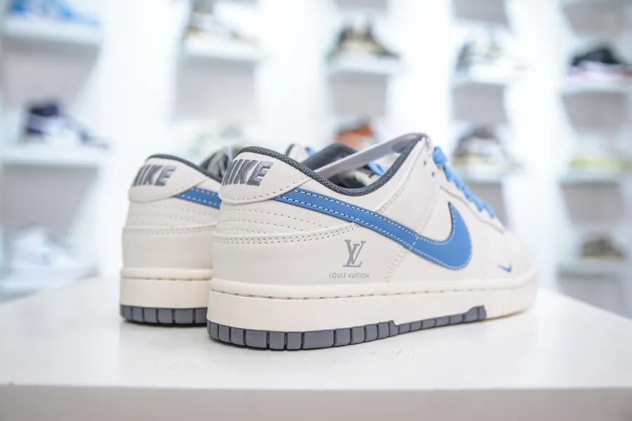 SB Dunk Low x Louis Vuitton Collaboration White Blue