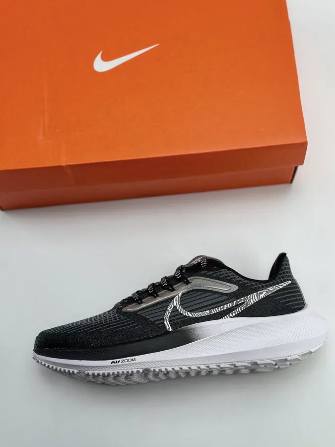 Nike Air Zoom Pegasus 39 Flywire Series