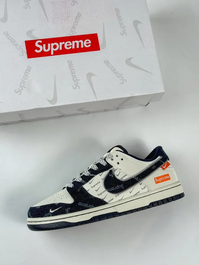 Nike SB Dunk Low x Supreme Blue and White Checkerboard