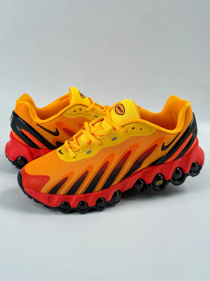 Nike Air Max DN8 Retro Running Shoes