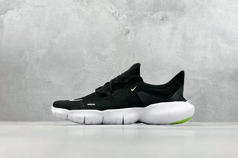 Nike Free RN 5.0 Lightweight Running Shoes with Original Design