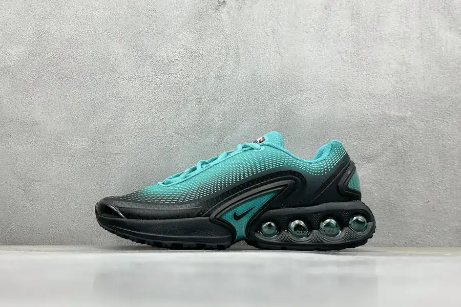 Nike Air Max Dn Lifestyle Sneaker