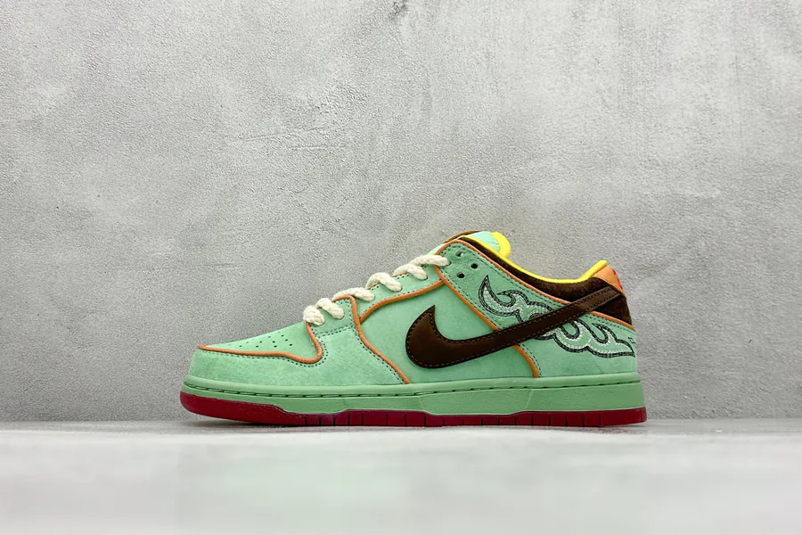 Nike SB Dunk Low Tourmaline Western Style Low Top Skate Shoes