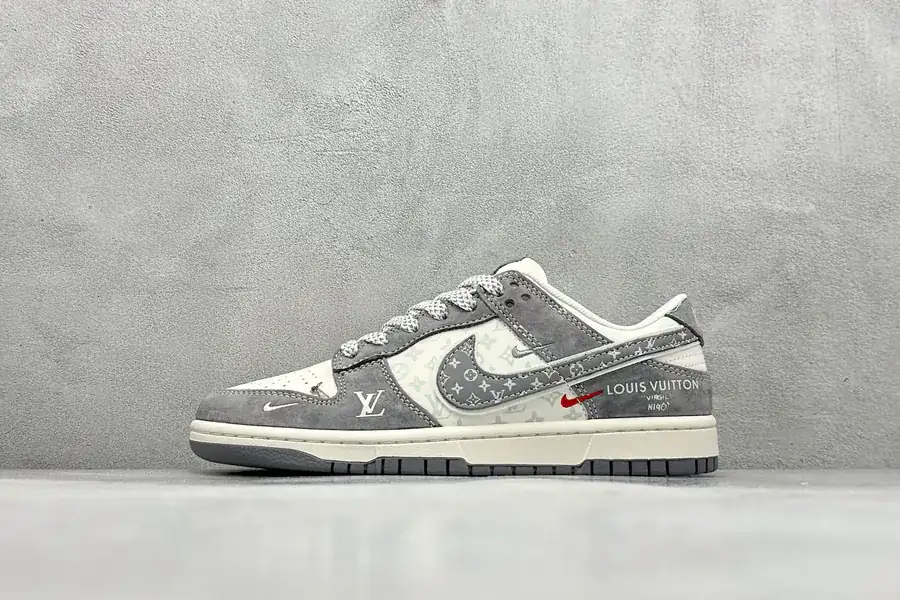 Nike SB Dunk Low LV Custom 361 Edition Low Sneaker