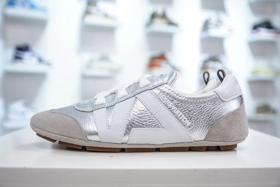 Louis Vuitton Olympia Leather Low Top Casual Shoes