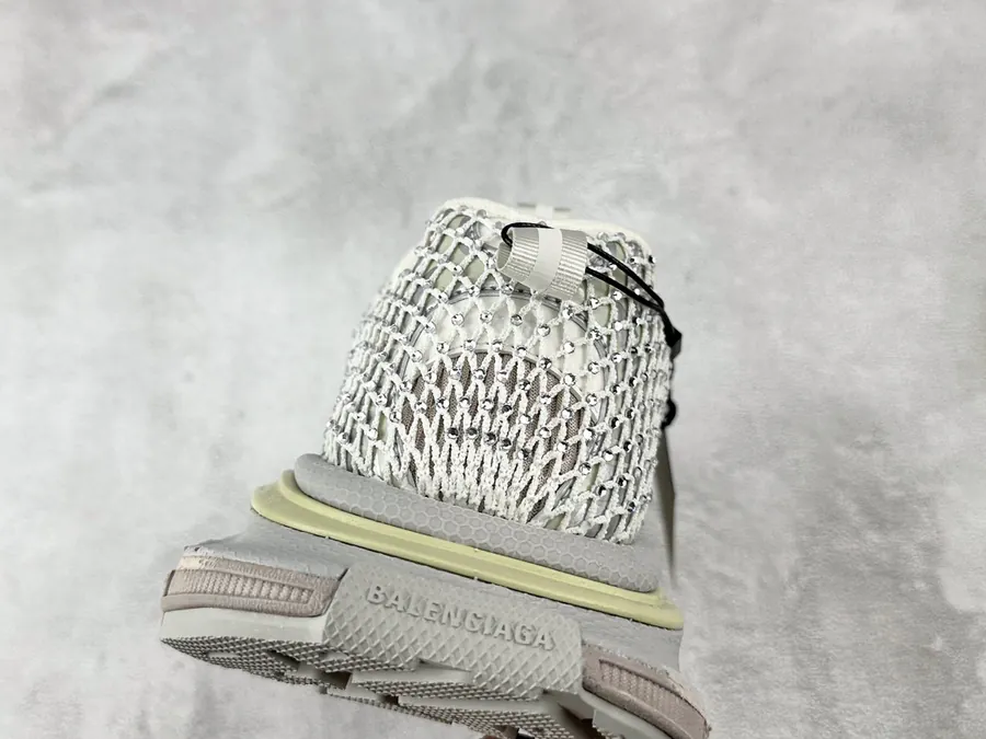 BALenciaga 3XL Bucket Bag Vintage Style