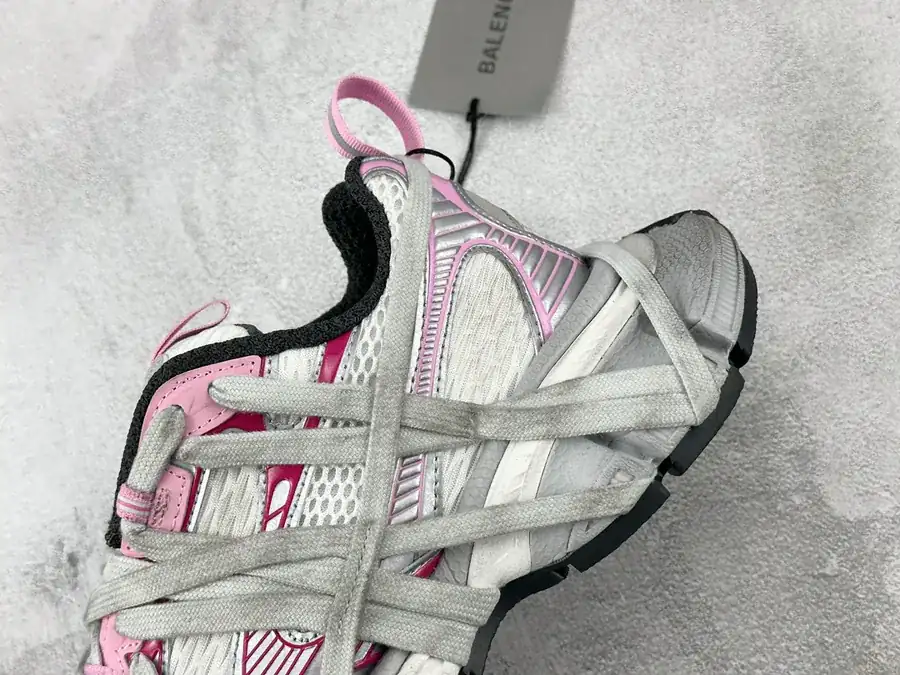 Balenciaga 3XL Bucket Bag in White and Gray