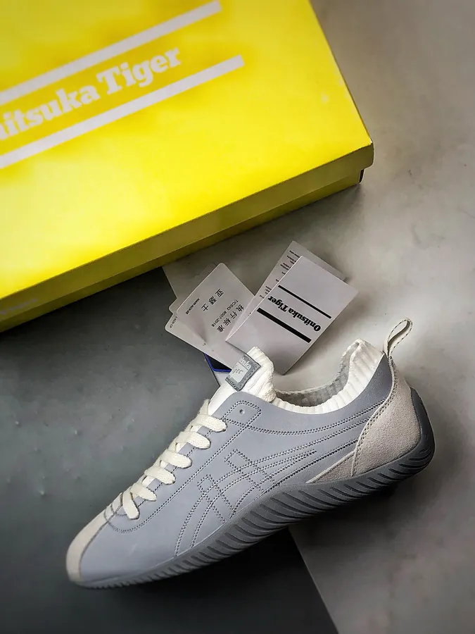 Onitsuka Tiger Sclaw Grey Low Top Lifestyle Sneaker