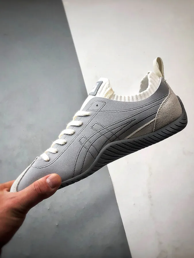 Onitsuka Tiger Sclaw Grey Low Top Lifestyle Sneaker