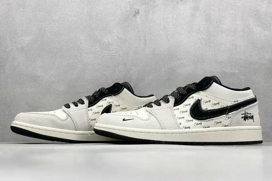 Air Jordan 1 Retro Low x Stussy