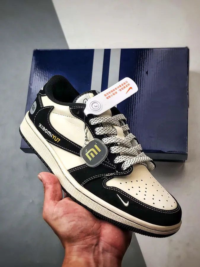 Air Jordan 1 Low OG Premium Custom Edition