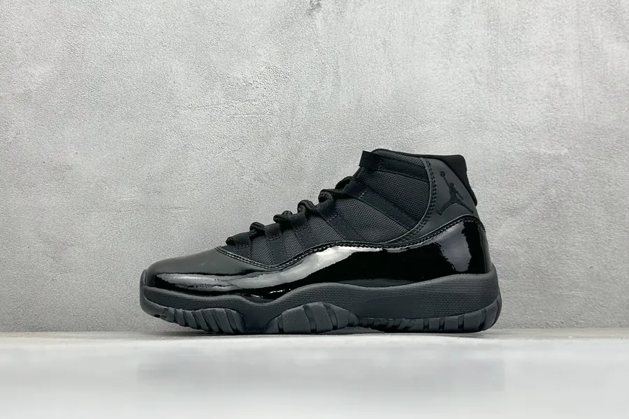 Original Air 11 Low Basketball Shoes for Men and Women