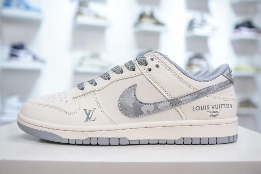 SB Dunk Low x Louis Vuitton Collaboration White Gray Camouflage