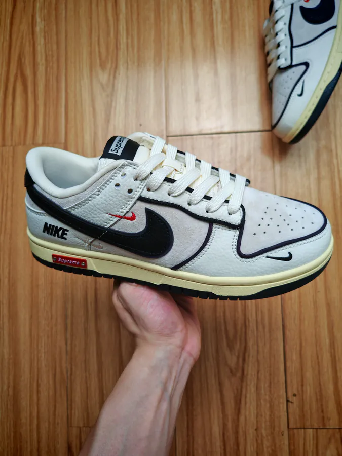Nike SB Dunk Low Sup Custom Edition Sneaker