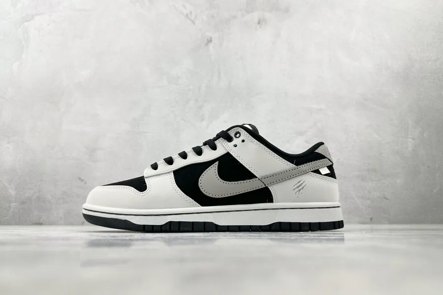 Nike Dunk Low in Fog Gray Black