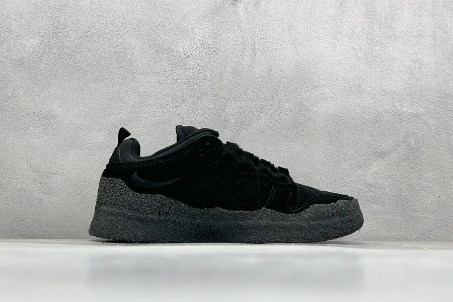 CPFM x Nk Dunk Low Collaboration Yin Yang Tai Chi SB Low Sneaker