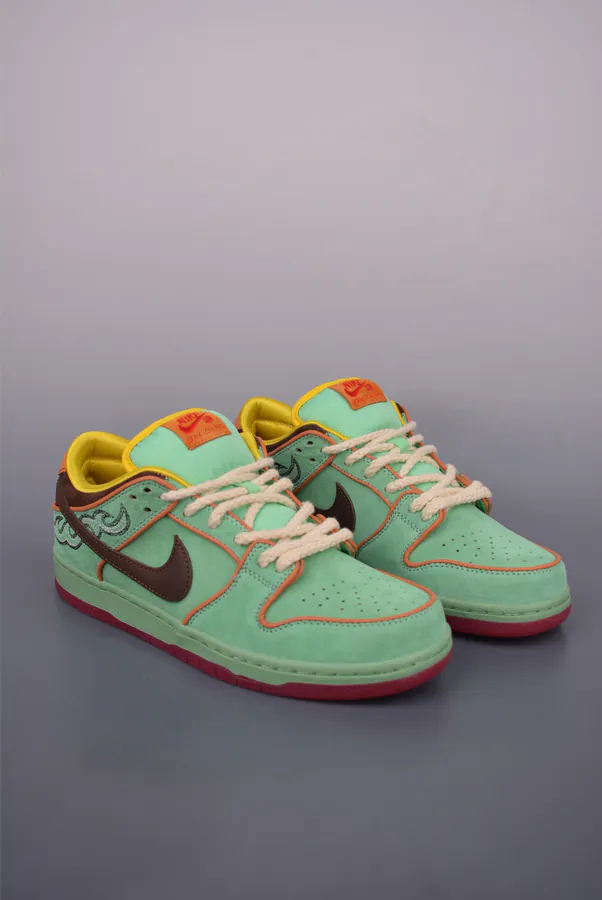 Nike Dunk SB Dunk Low Shenron Black Edition
