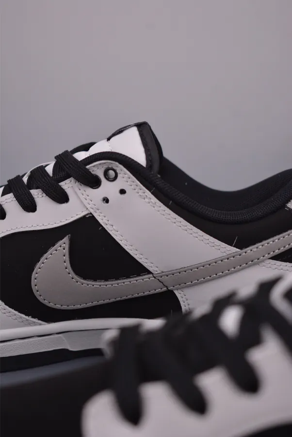 Nike SB Dunk Low Exclusive Edition