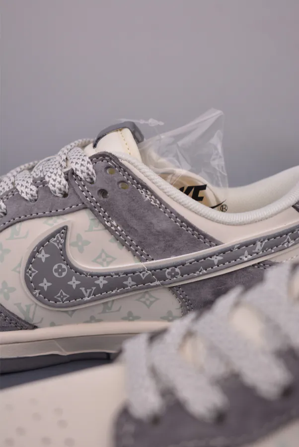 Nike SB Dunk Low LV Collaboration