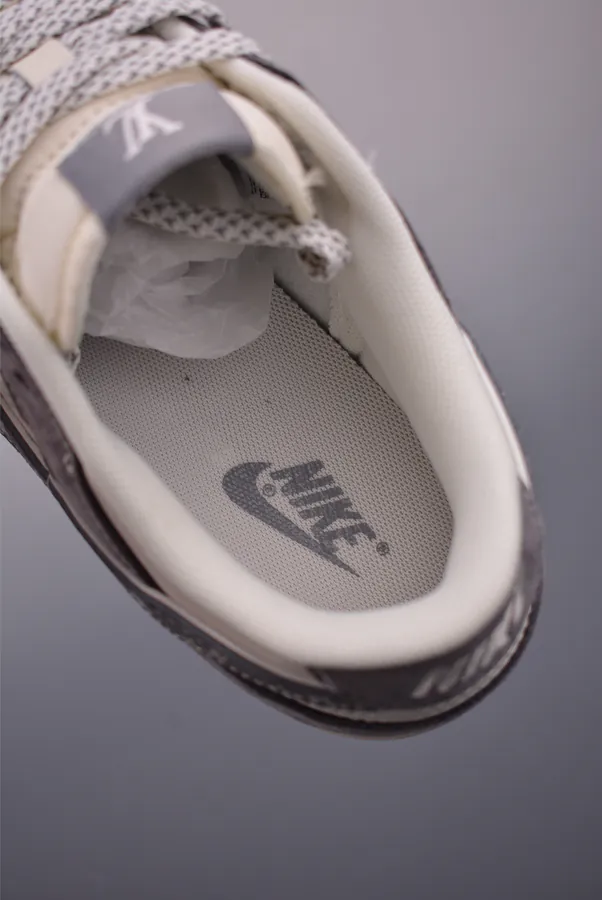 Nike SB Dunk Low LV Collaboration