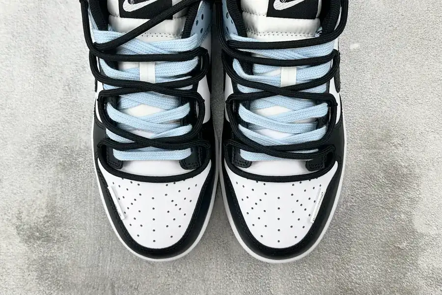 Nike Dunk OG Edition Mountain Classic
