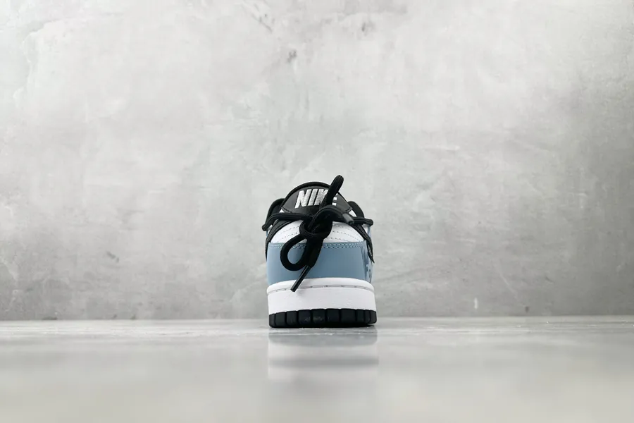 Nike Dunk OG Edition Mountain Classic