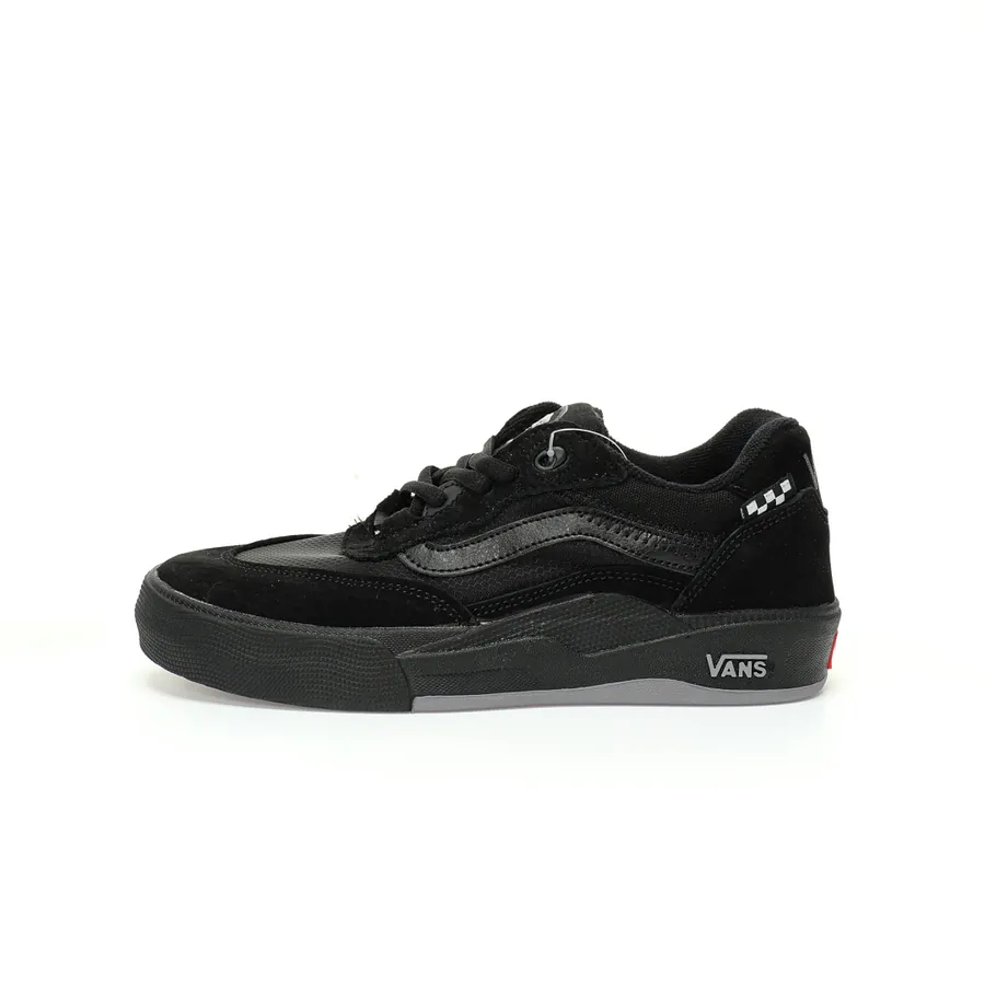 Vans Wayvee Low Top Suede Skate Shoes
