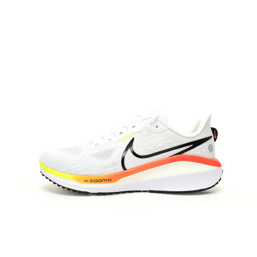 Nike Vomero 17 Lightweight Cushioning Running Shoes