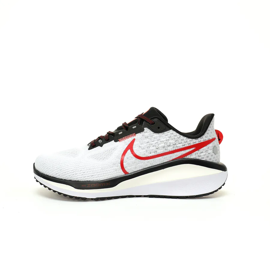 Nike Vomero 17 Lightweight Cushioning Running Shoes