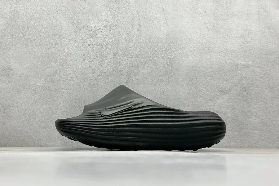 Nike ReactX Rejuven One Piece Summer Sandals