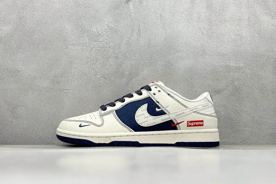 Nike SB Dunk Low x Supreme White Blue Triple Swoosh