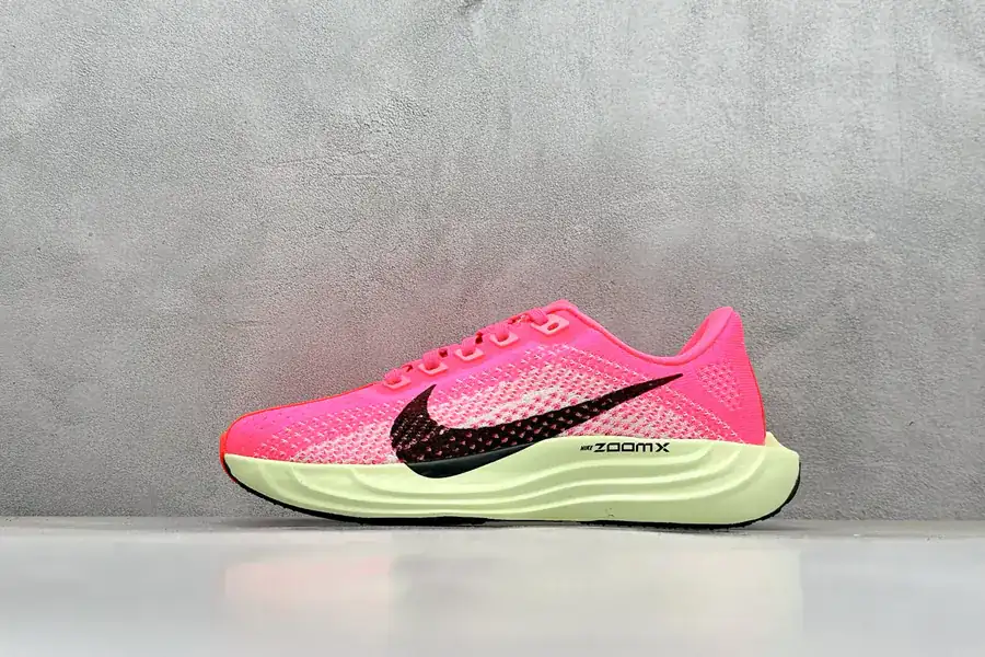 Nike Air Zoom Pegasus 35 Running Shoe