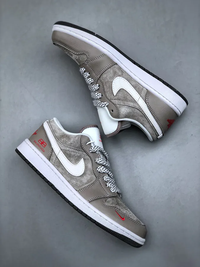 1 LOW 1乔1 Low Sneaker