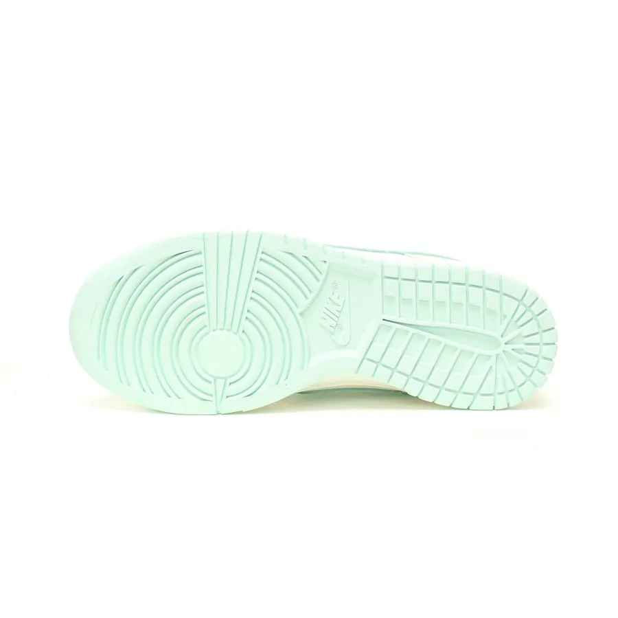 Nike SB Dunk Low Custom Color, Narrow Toe, Grained Calfskin Upper