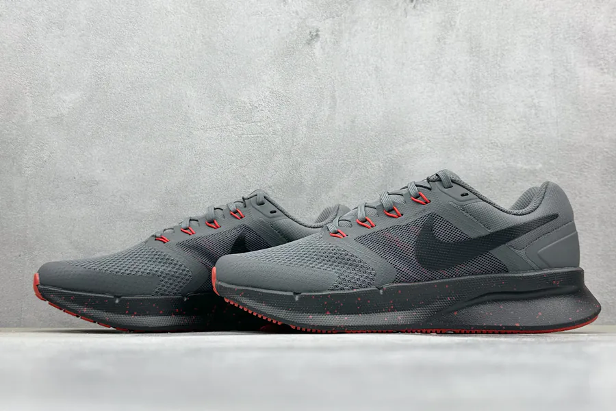 Nike Run Swift 3 Running Shoes