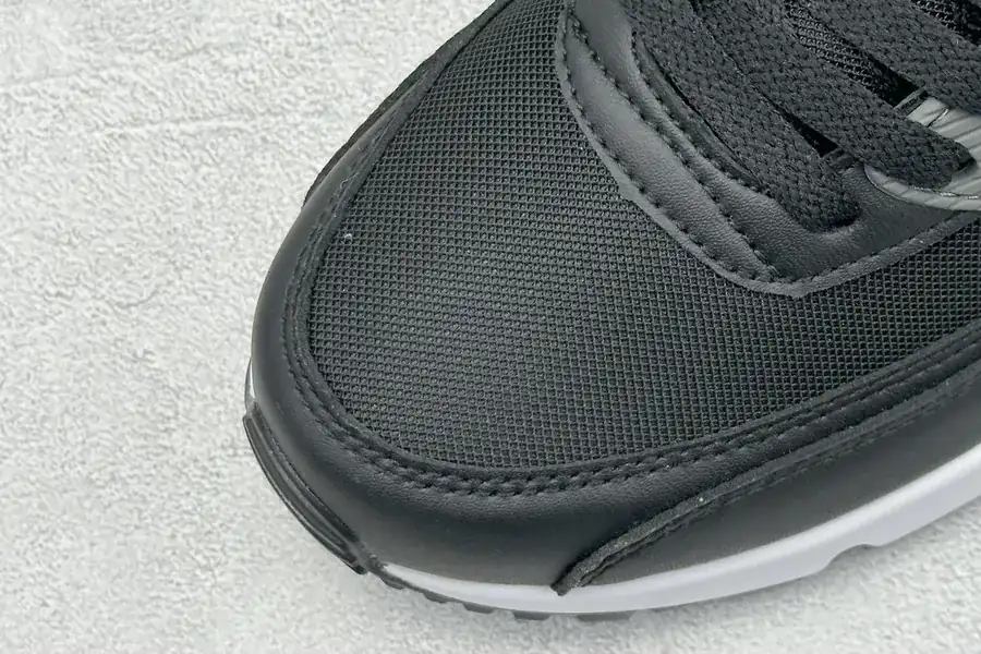 Nike Air Max 90 Urban Sport Sneaker